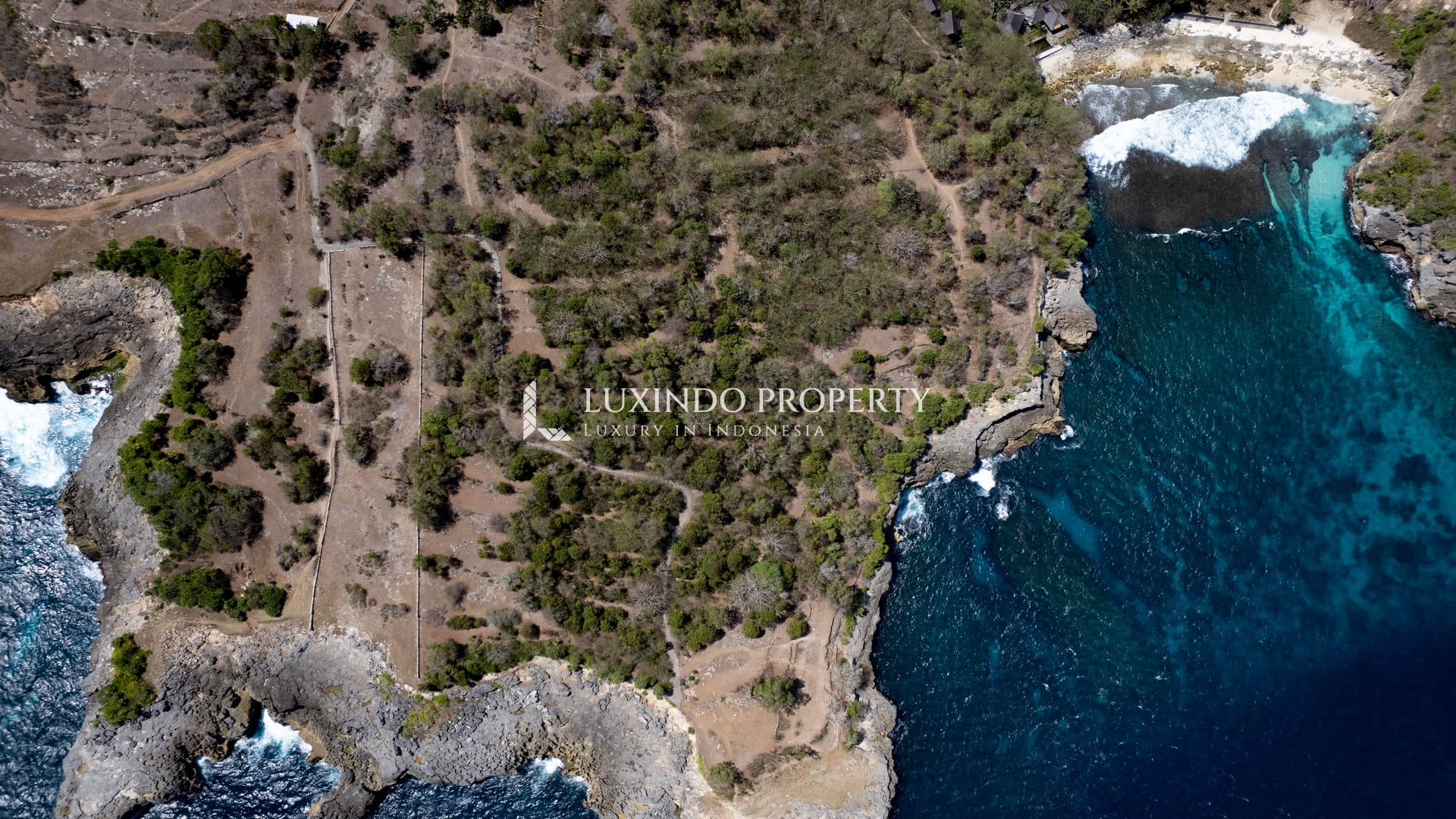 NUSA CENINGAN – CLIFF FRONT LAND FOR SALE (FHL535)